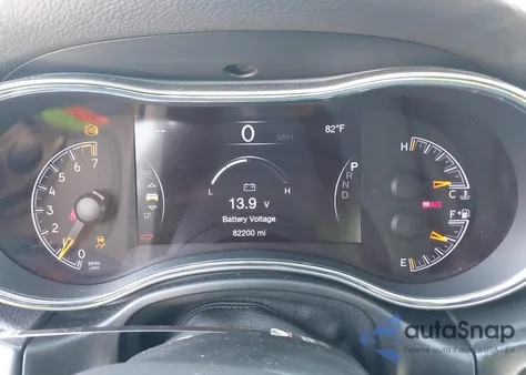 2018 Jeep Grand Cherokee Laredo E 4X4 из США, поврежденный, VIN 1C4RJFAG0JC284460